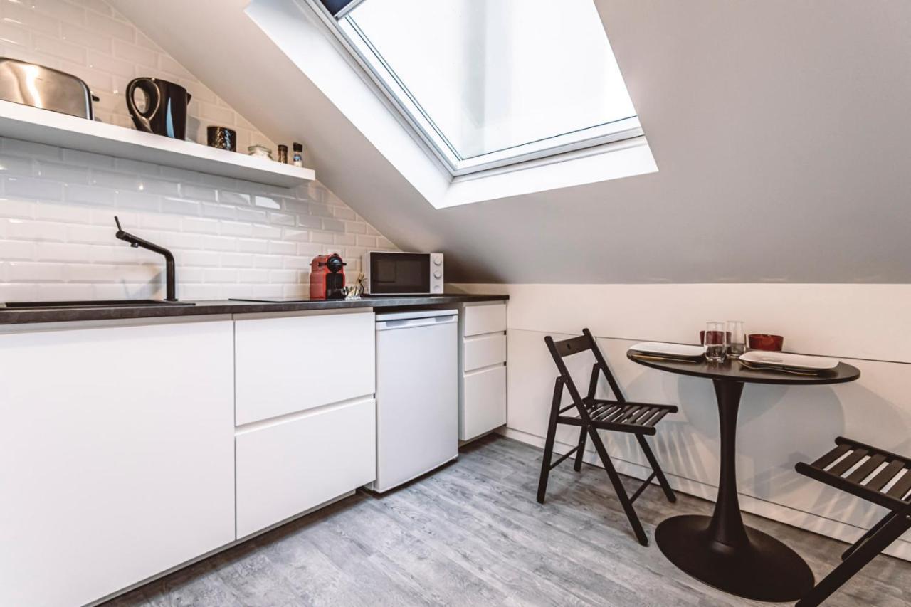 Appartement Le Coquet, face à la Cathédrale - 3G à Reims Extérieur photo